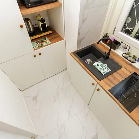 Elisabeth Nest W 2br And Ac By Nw Apartment