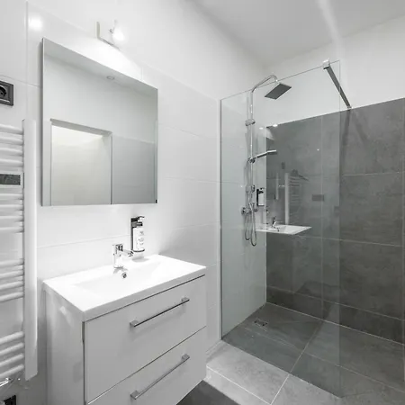公寓 Minimalistic & Cozy On Joseph Boulevard
