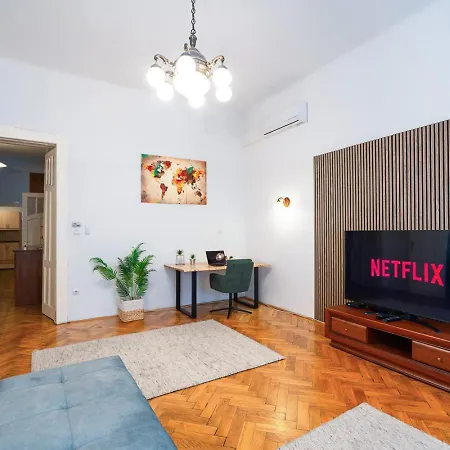 Apartman Beautiful Spacious Three-room Close To Buda Castle *