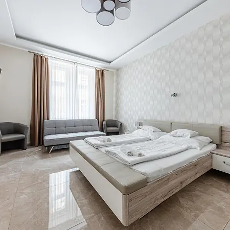 Marble Royal & Studio- Near The Park Apartamento *