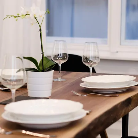 Luxury By Hi5 - Location 3-br בודפשט