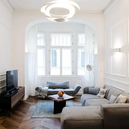 דירה Luxury By Hi5 - Location 3-br *