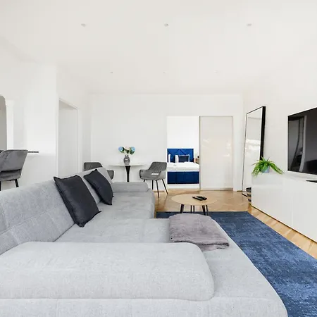 Tranquil Hideaway On Gellert Hill With Parking Apartment