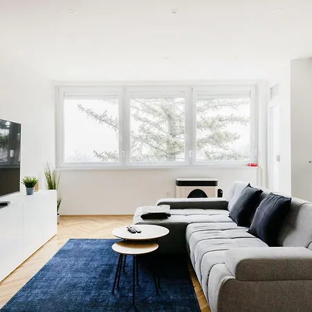 Apartment Tranquil Hideaway On Gellert Hill With Parking Budapest