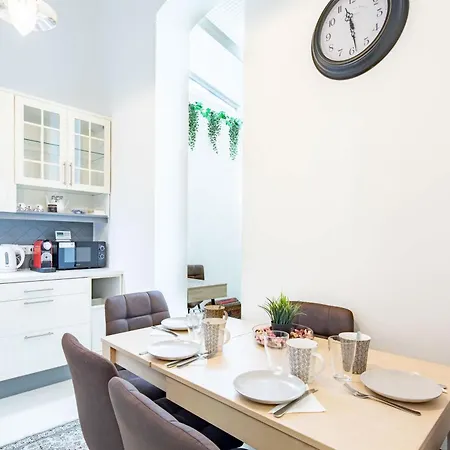 - Comfy - Large Apartman Budapest