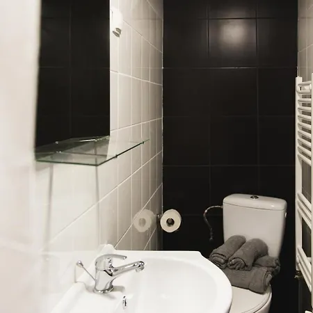 Апартаменты Cozy Dowtown Lofts *