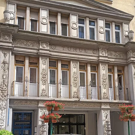 Apartment Turul