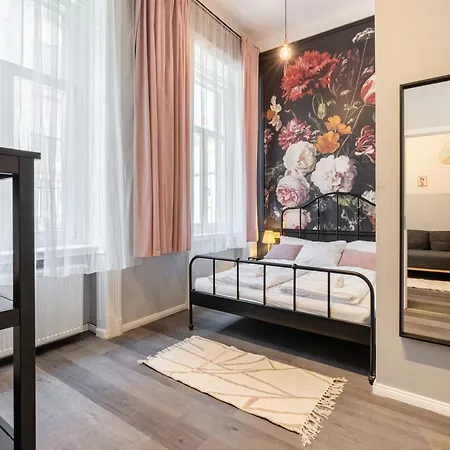 W33 - Prime Location - Comfortable Quality By Bqa Apartmán *
