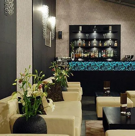Charm - Formerly Boutique 4*