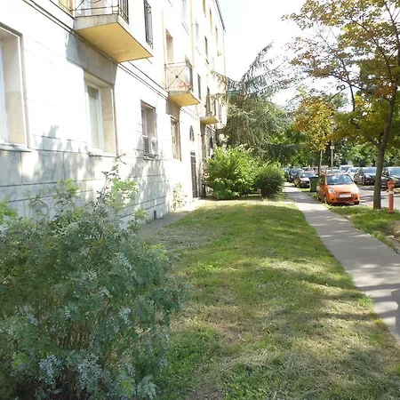 Apartment Ors Vezer Beatle 01 Budapest