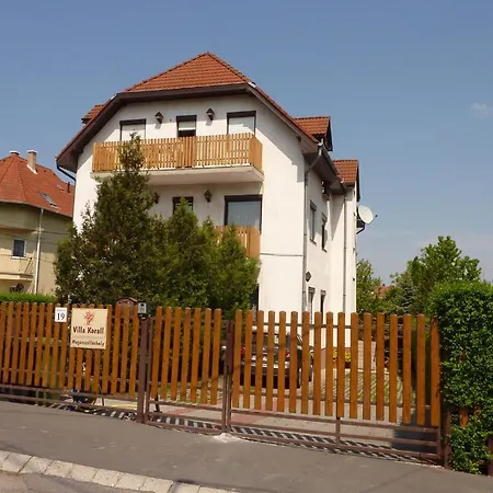 Bed & Breakfast Korall 3*