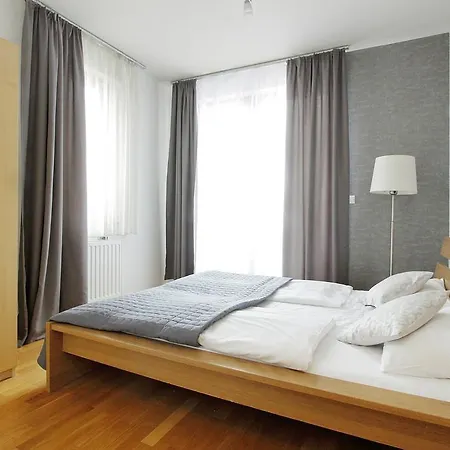 Lejlighedshotel Park 4*