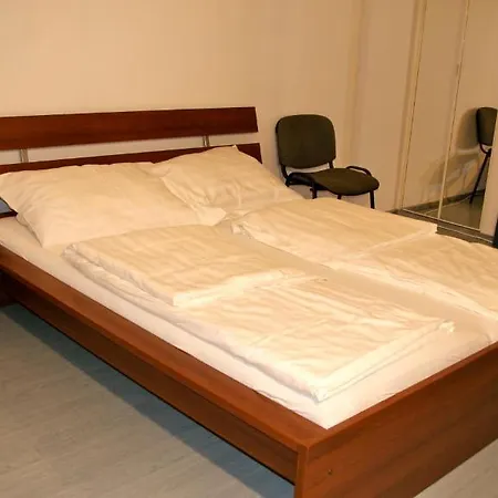 Апартаменты Orczy Apartman