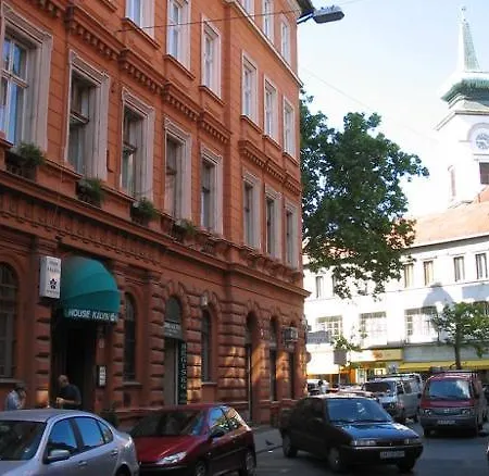 Aparthotel Kalvin House 3*