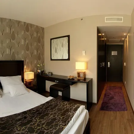 Hotel Charm - Formerly Boutique Budapest
