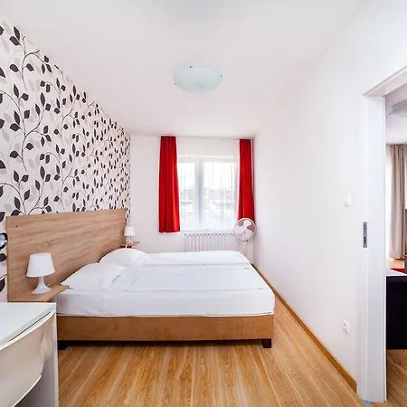 Prince Apartments Hotel de apartamente 3*