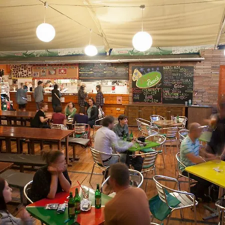Casa De La Musica Hostel