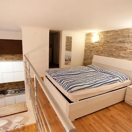 10 House Budget Budapest