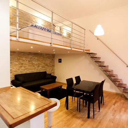 10 House Budget * Budapest