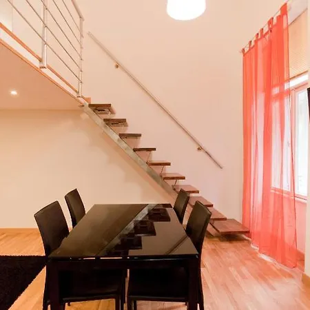 10 House Budget * Budapest