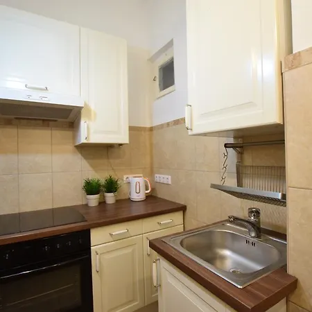 Standard By Hi5 - Muzeum 5 Apartman