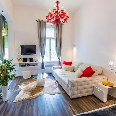 Apartamento Vorosmarty Square Luxury