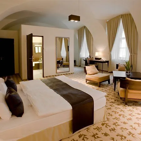 Buda Castle 4*