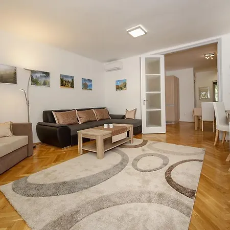 Stefania 35 Apartman