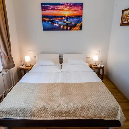 Anabelle Bed And Alojamento de Acomodação e Pequeno-almoço 4*
