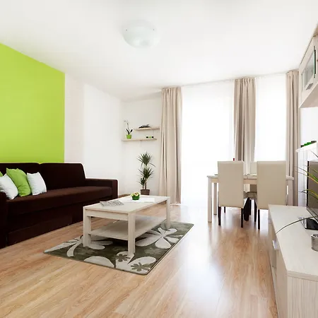 Corvin Plaza Apartments&suites Hotel de apartamente