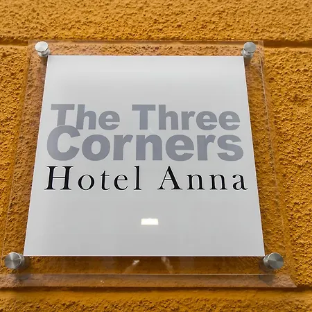 Three Corners Anna