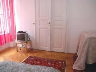 Vaci 2*