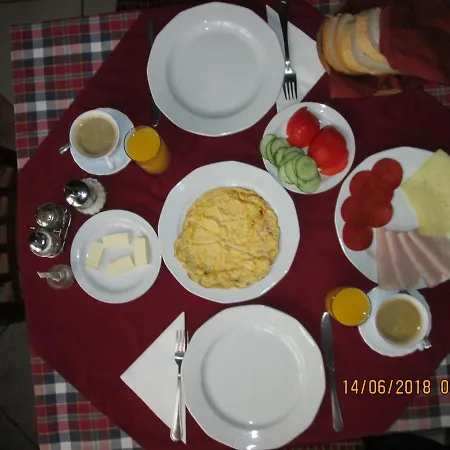 Kisherceg Szallashely * Budapest