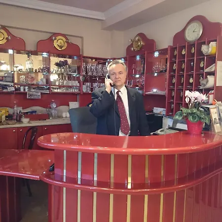 公寓式酒店 Happy 布达佩斯