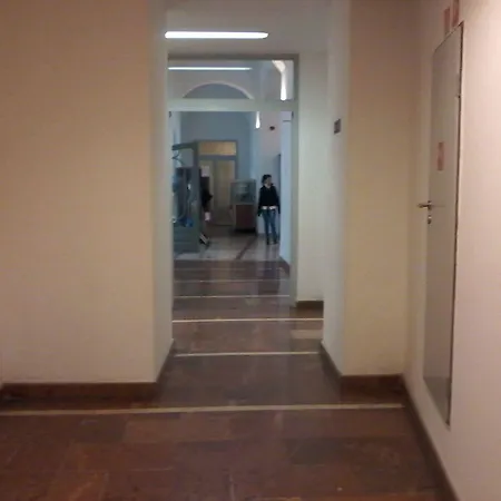 Hotel 1st