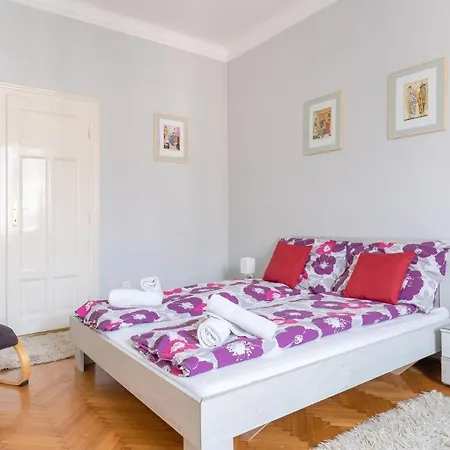 Parkside Apartment
