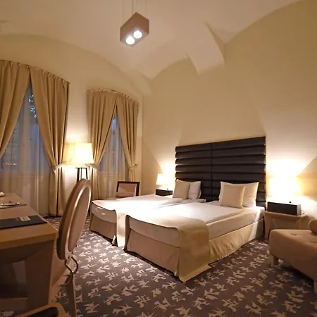 Ξενοδοχείο Buda Castle 4*