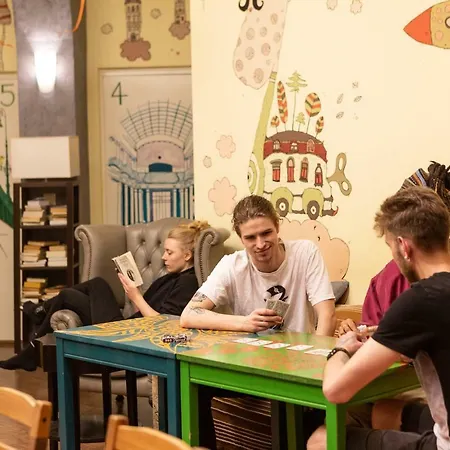 Bazár *