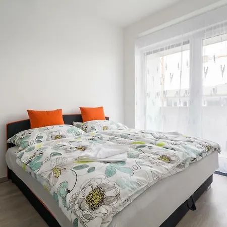 Bpr Chic White With Terrace & A/c & Garage * Βουδαπέστη
