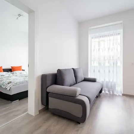 Bpr Chic White With Terrace & A/c & Garage Διαμέρισμα *