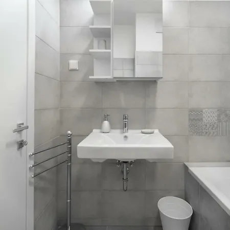 Bpr Chic White With Terrace & A/c & Garage Διαμέρισμα Βουδαπέστη