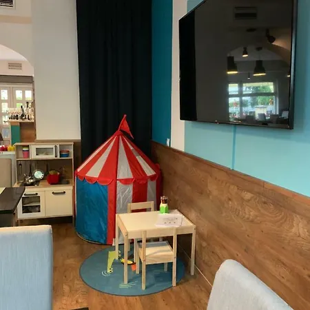 酒店 Fortuna And Restaurant 布达佩斯