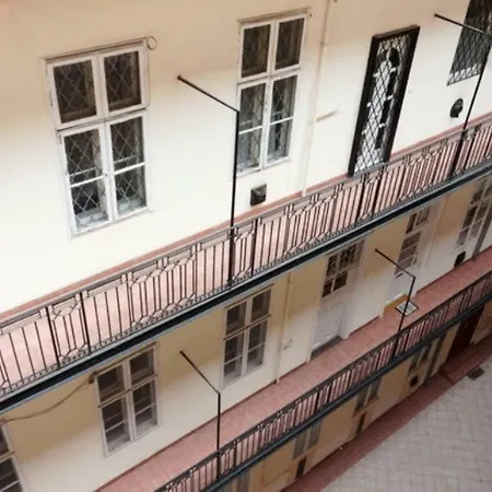 Apartman Revay Utca *