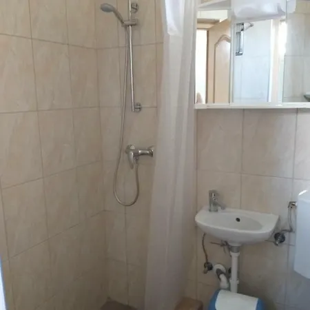 Kisherceg Szallashely Guest house