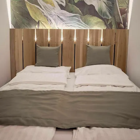 Center Design Hotel 3*