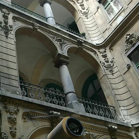Center Design Budapest