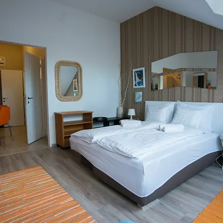 Enjoy Aparthotel