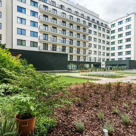 公寓 Luxury With Free Garage And Balcony In The Center