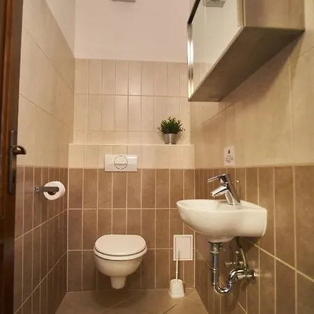 Apartment G1 -