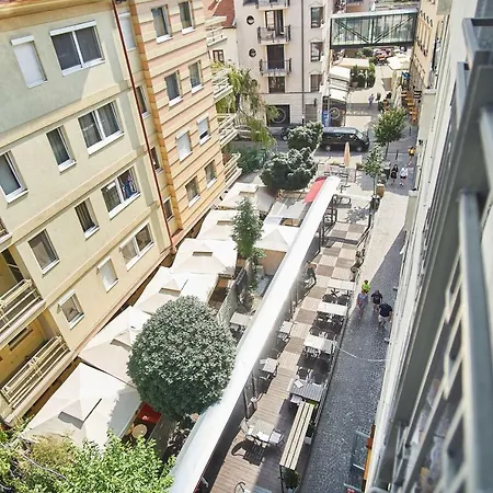G1 - Apartment *